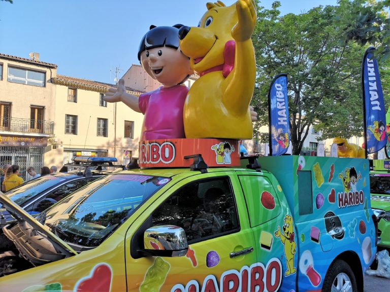 Il Tour Della Carovana Di Cochonou in Francia Nel 2019 Immagine Stock